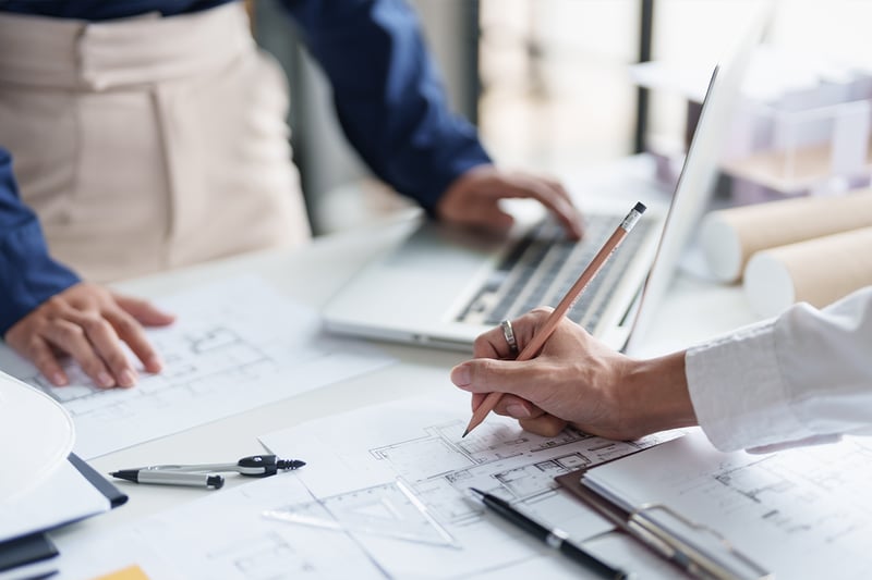 AV System Design Consultant vs. IT Contractor: What Architects Need To Know